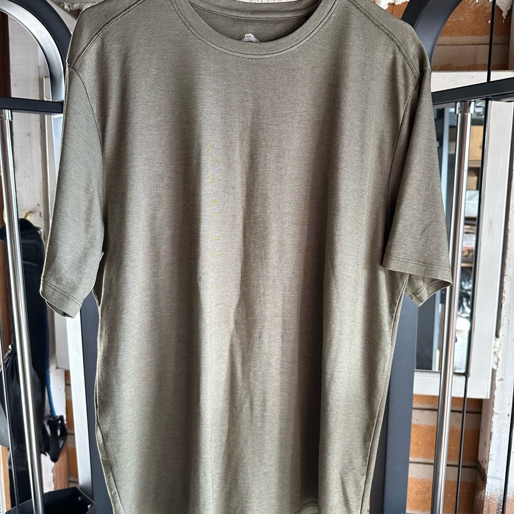 Men's Olive Green T-Shirt